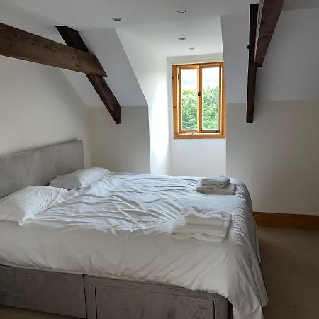 10 Bed Stunning House In Village, With Hot Tub Ovingham Buitenkant foto