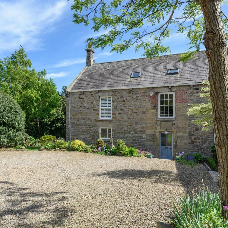 10 Bed Stunning House In Village, With Hot Tub Ovingham Buitenkant foto