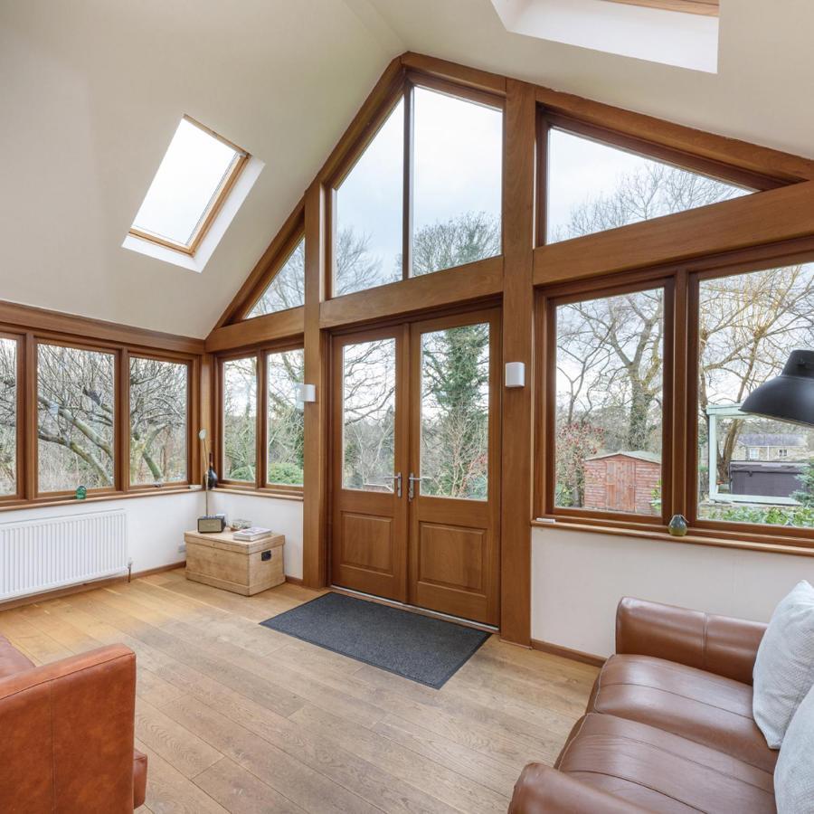 10 Bed Stunning House In Village, With Hot Tub Ovingham Buitenkant foto