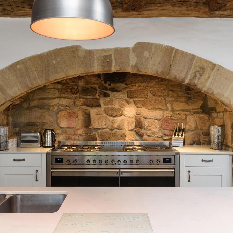 10 Bed Stunning House In Village, With Hot Tub Ovingham Buitenkant foto