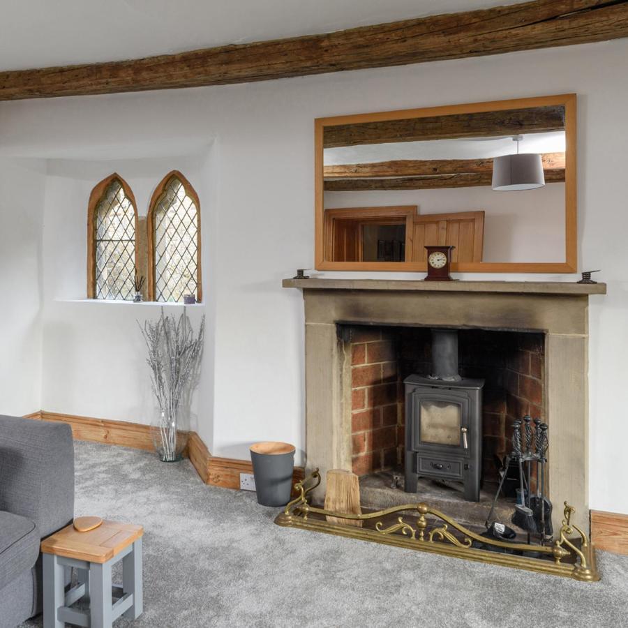 10 Bed Stunning House In Village, With Hot Tub Ovingham Buitenkant foto