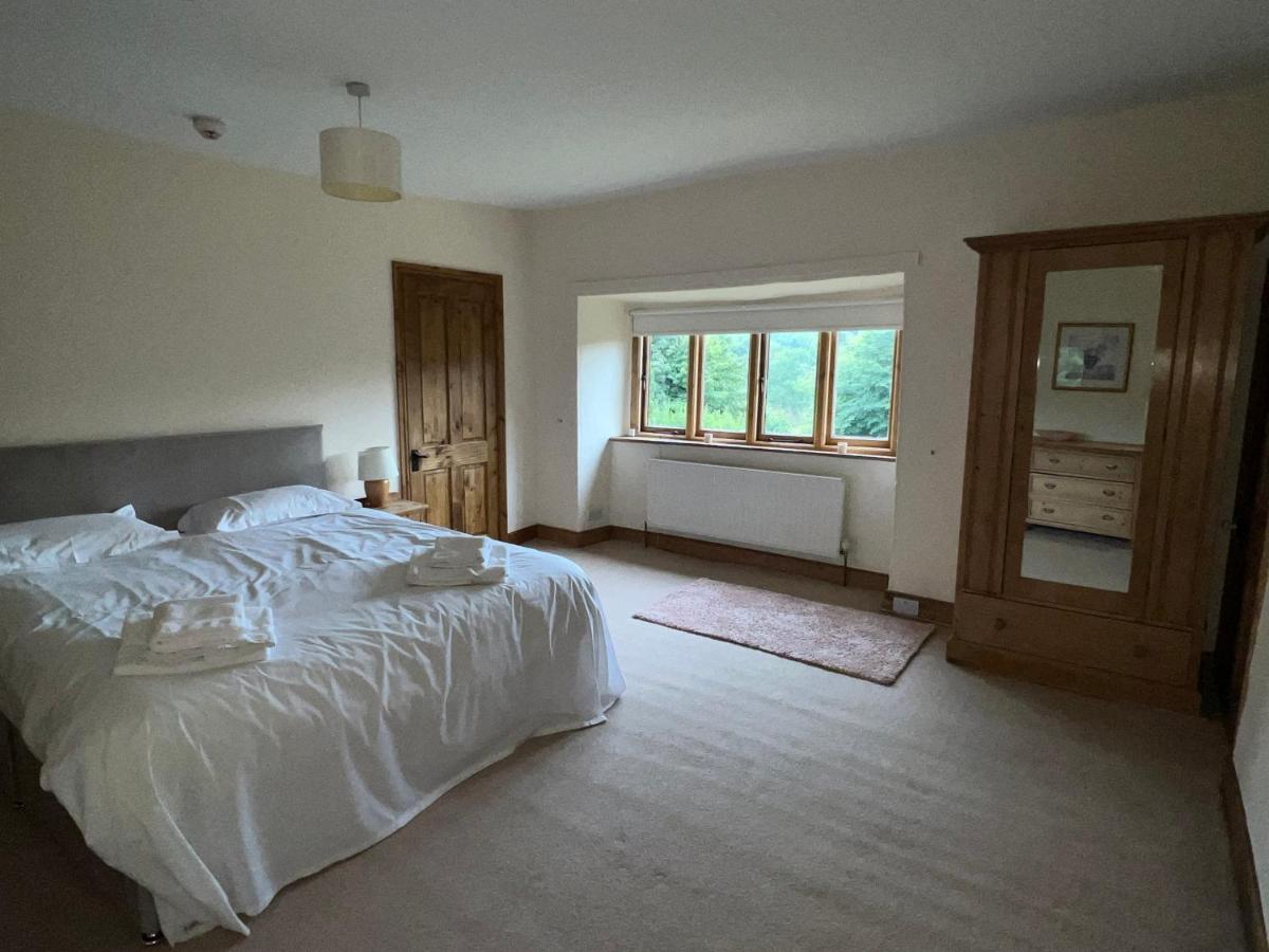 10 Bed Stunning House In Village, With Hot Tub Ovingham Buitenkant foto