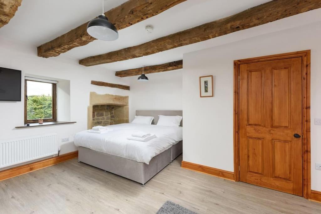 10 Bed Stunning House In Village, With Hot Tub Ovingham Buitenkant foto