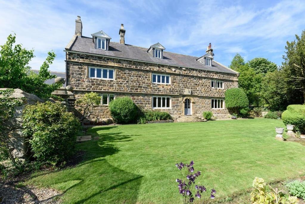 10 Bed Stunning House In Village, With Hot Tub Ovingham Buitenkant foto